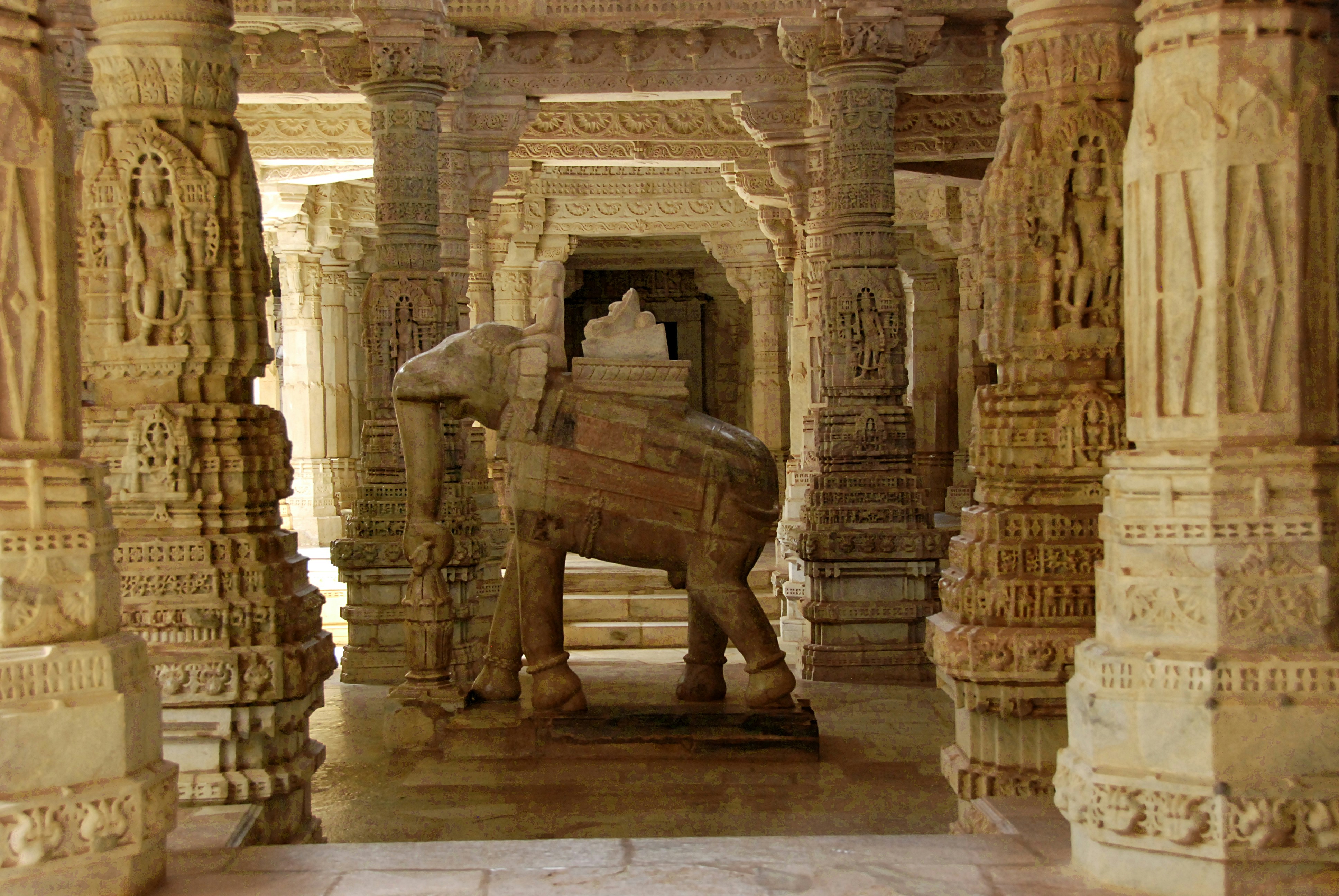 Ranakpur Temple: A Complete Visitor Guide 2026
